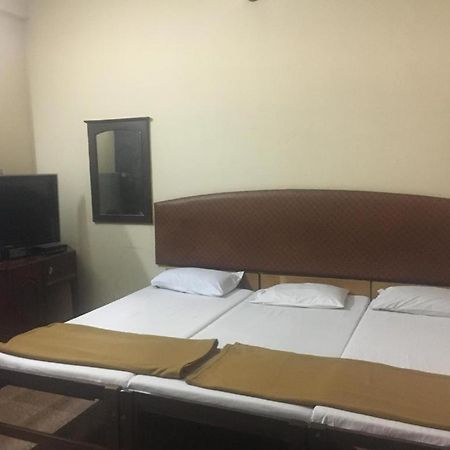Отель Anupam Residency Коччи Экстерьер фото
